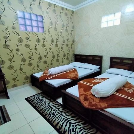 Villa Neza Sarangan Εξωτερικό φωτογραφία